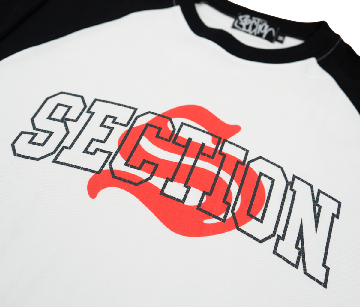 UNIVERSITY RAGLAN LONGSLEEVE (WHITE/BLACK)